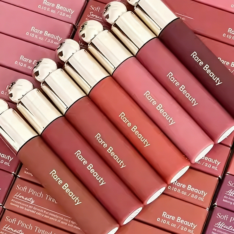 Rare Beauty 7 Renkli Yumuşak R - Huda Beauty Makeup Mini Kit incelemesi ve fiyatı