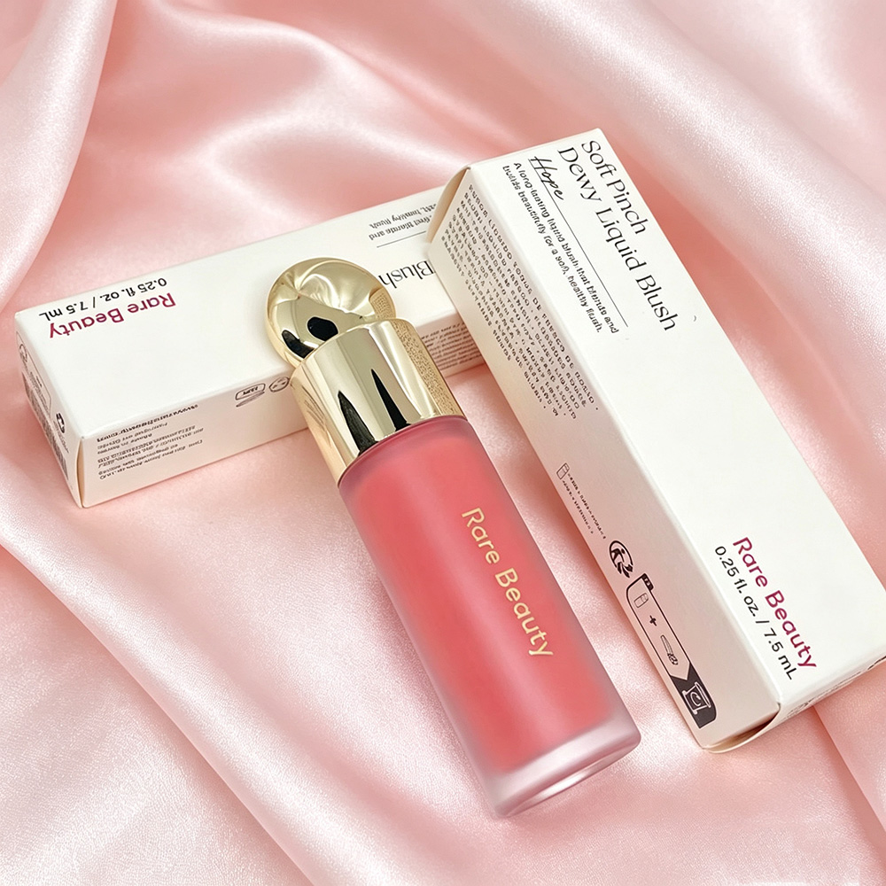 Rare Beauty Hafif Dokunuşlu Ka - Huda Beauty Makeup Mini Kit incelemesi ve fiyatı